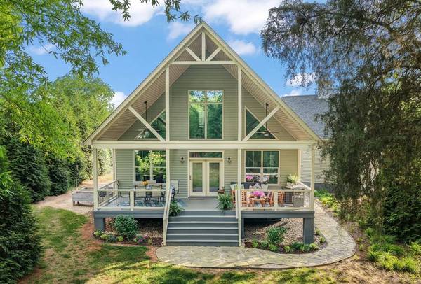 165 Plank Shore Drive, Boydton, VA 23917