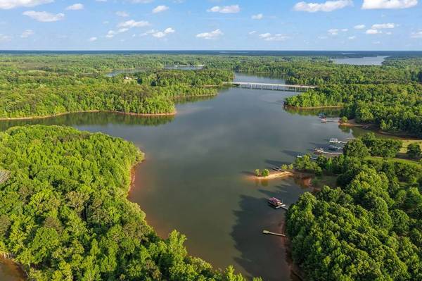 165 Plank Shore Drive, Boydton, VA 23917