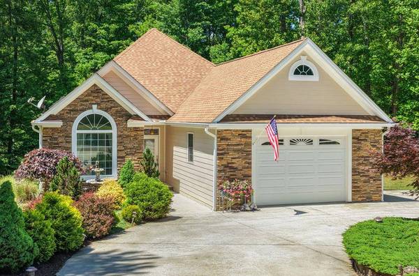 179 Occoneechee Drive, Clarksville, VA 23927