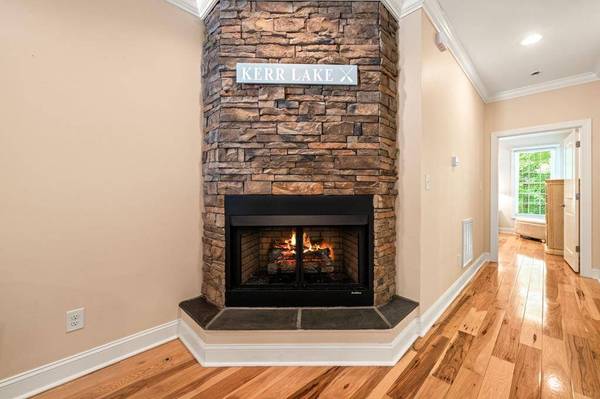 179 Occoneechee Drive, Clarksville, VA 23927