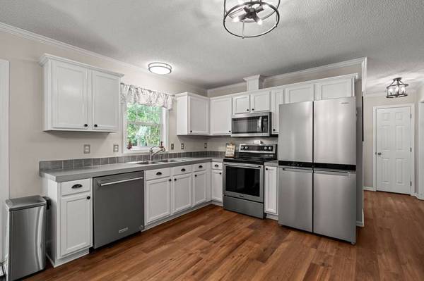 1154 Lakefront Drive, Clarksville, VA 23927