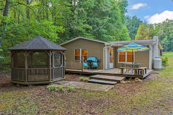 480 Fruit Hill Road