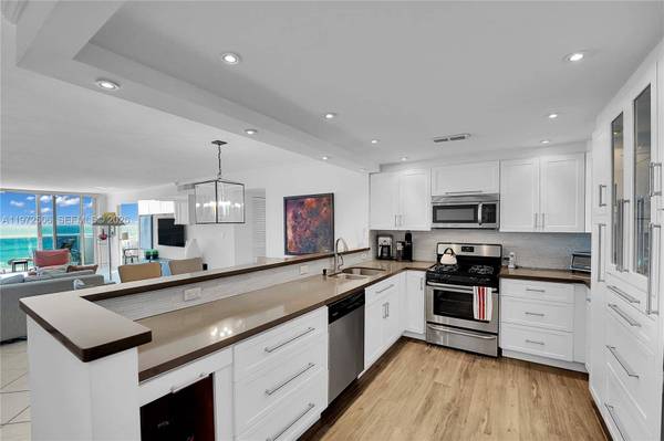 3140 S Ocean Dr #604, Hallandale Beach, FL 33009