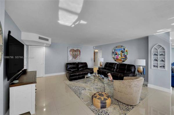 1920 S Ocean Dr #11C, Hallandale Beach, FL 33009