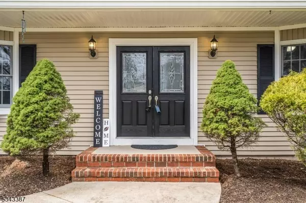 622 Snowbird Way, Branchburg Twp., NJ 08876