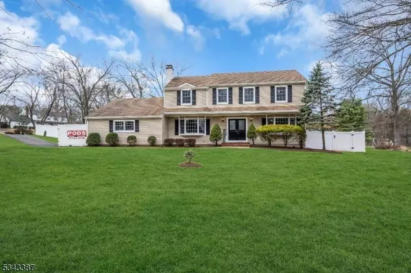 622 Snowbird Way, Branchburg Twp., NJ 08876