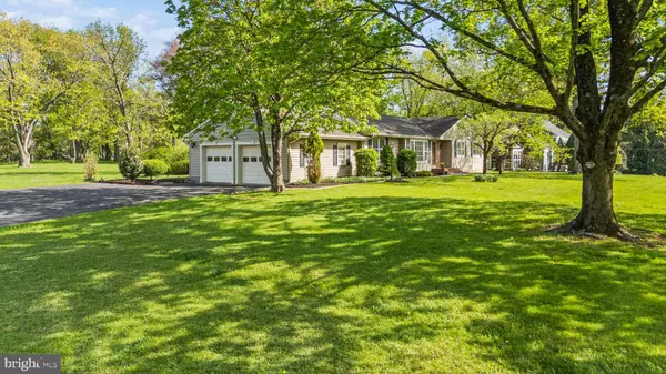 109 WILLOW RD, Belle Mead, NJ 08502