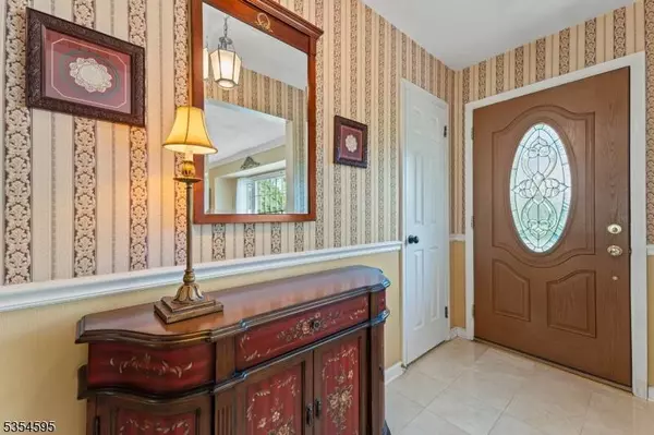 109 Willow Rd, Montgomery Twp., NJ 08502