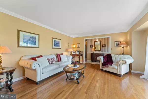 109 WILLOW RD, Belle Mead, NJ 08502