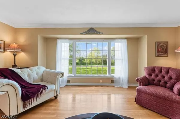 109 Willow Rd, Montgomery Twp., NJ 08502