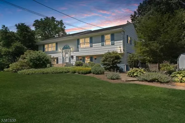 179 N Middaugh St, Somerville Boro, NJ 08876