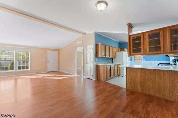 2 Edelweiss Way, White Twp., NJ 07823