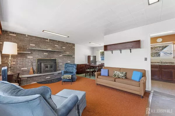 61 Athens AVE, Old Bridge, NJ 08879