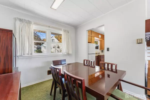 61 Athens AVE, Old Bridge, NJ 08879