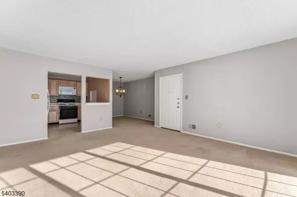 805 Breckenridge Dr, Branchburg Twp., NJ 08876