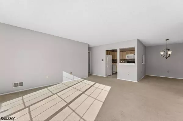 805 Breckenridge Dr, Branchburg Twp., NJ 08876