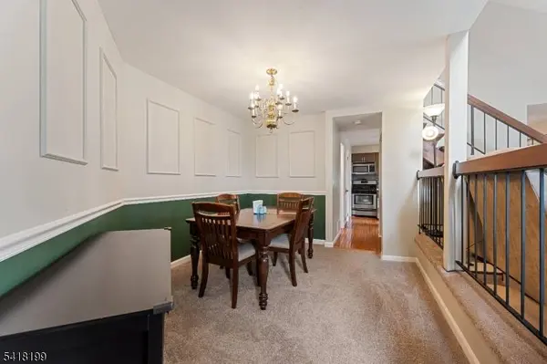 29 Bloomingdale Dr #2B, Hillsborough Twp., NJ 08844