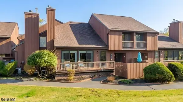 29 Bloomingdale Dr #2B, Hillsborough Twp., NJ 08844