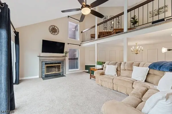 29 Bloomingdale Dr #2B, Hillsborough Twp., NJ 08844