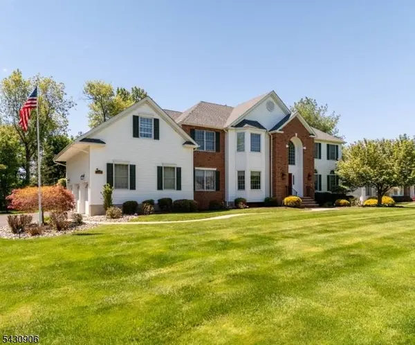 305 Charlton Ln, Branchburg Twp., NJ 08853