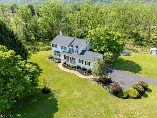 301 Heritage Dr, Readington Twp., NJ 08889