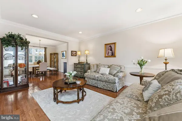 26 ROUSER WAY, Hillsborough, NJ 08844