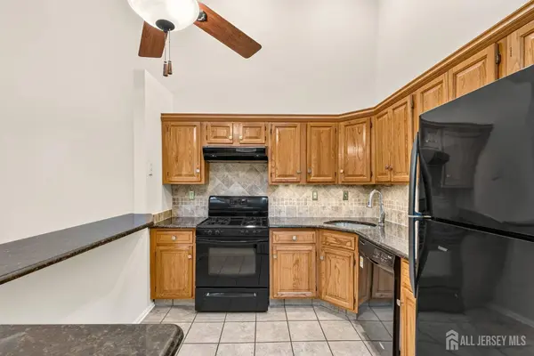 4006 Crawford CT, Bridgewater, NJ 08807