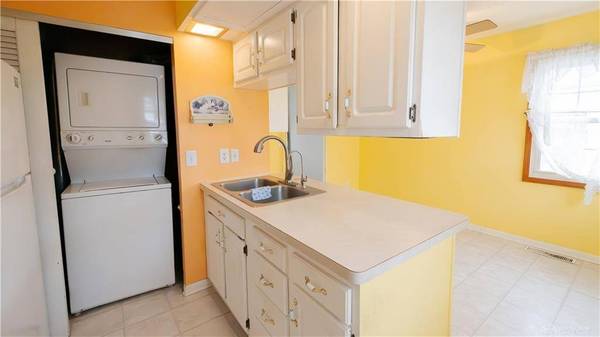 2866 Galewood Street, Kettering, OH 45420