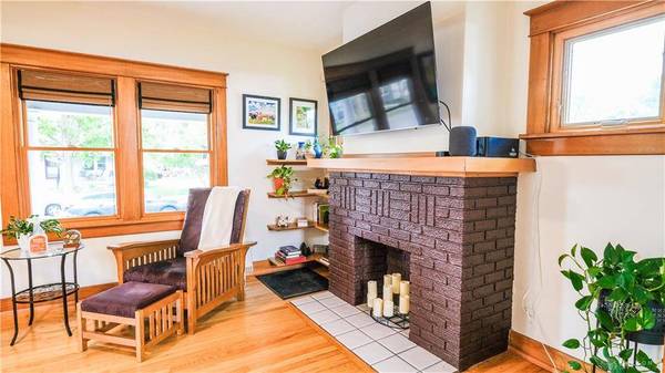 17 Monteray Avenue, Oakwood, OH 45419