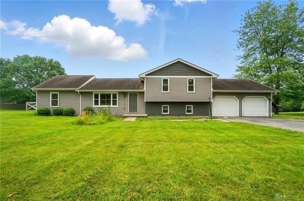 3682 Abbey Lane, Mechanicsburg, OH 43044
