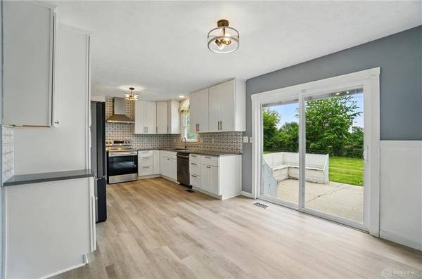 3682 Abbey Lane, Mechanicsburg, OH 43044