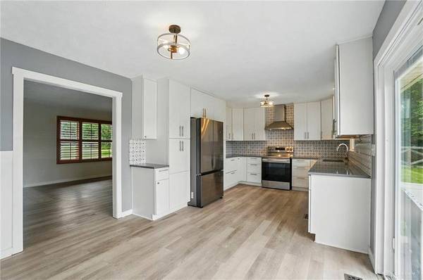 3682 Abbey Lane, Mechanicsburg, OH 43044