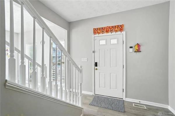 3492 King Edward Way, Beavercreek, OH 45431