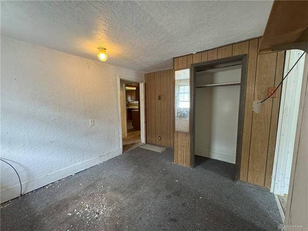 2305 Keenan Avenue, Dayton, OH 45414