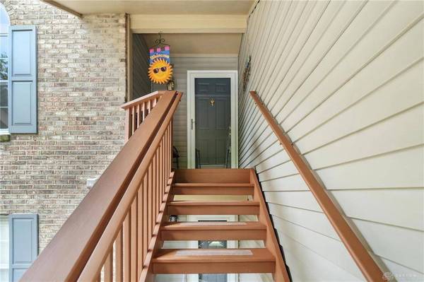 518 Waterfront Place, Washington Twp, OH 45458