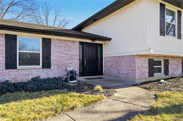 1455 Ambridge Road, Centerville, OH 45459