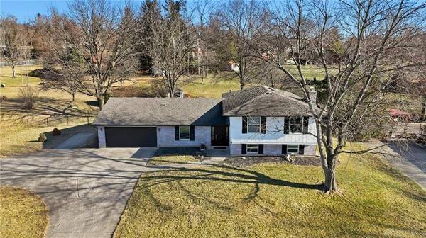 1455 Ambridge Road, Centerville, OH 45459