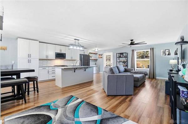 1455 Ambridge Road, Centerville, OH 45459