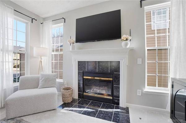 9759 Cobblewood Court, Centerville, OH 45458