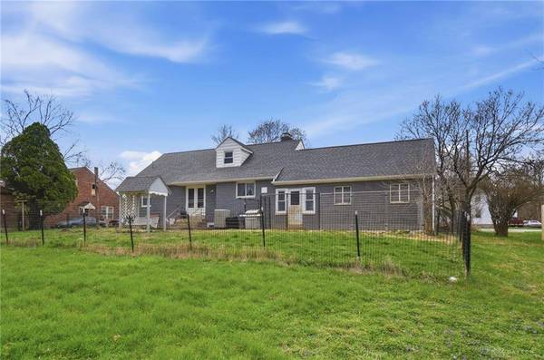 1466 S Central Drive, Beavercreek, OH 45432