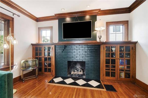 64 Patterson Road, Oakwood, OH 45419
