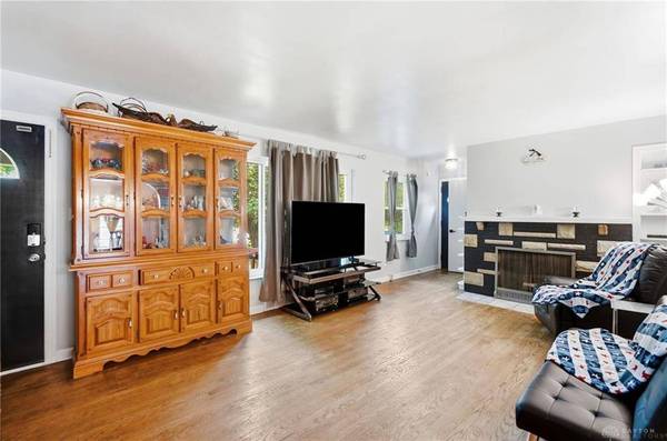 1466 S Central Drive, Beavercreek, OH 45432