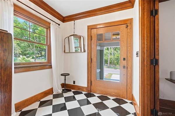 64 Patterson Road, Oakwood, OH 45419