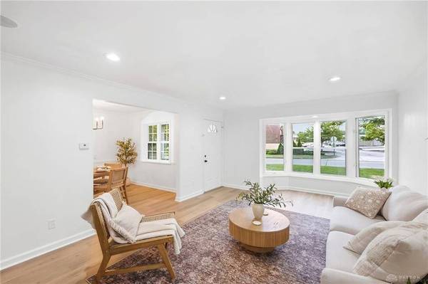 5 Marchester Drive, Kettering, OH 45429