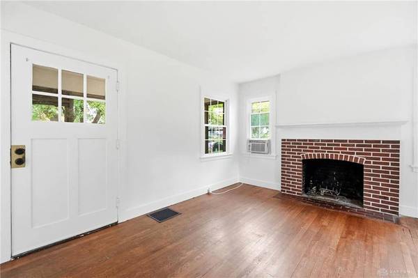 560 Irving Avenue, Oakwood, OH 45409