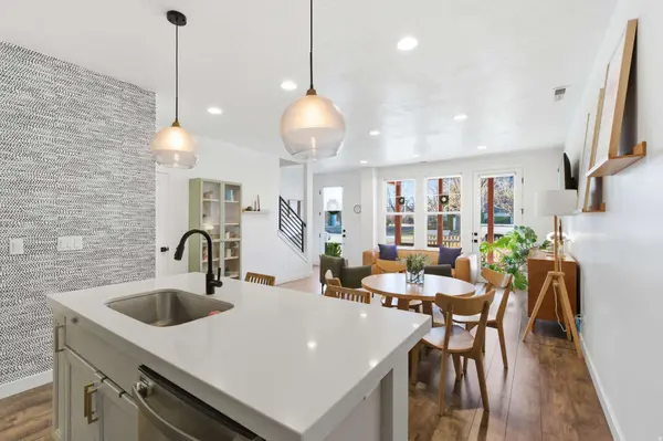 11171 S KESTREL RISE RD, South Jordan, UT 84009