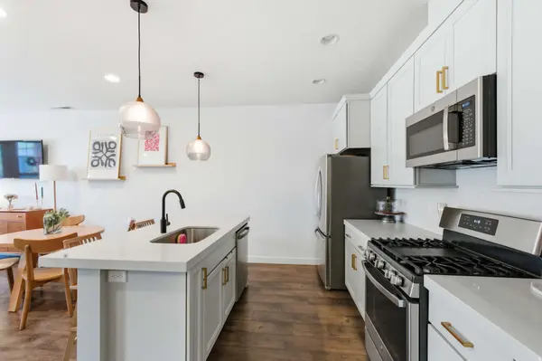 11171 S KESTREL RISE RD, South Jordan, UT 84009