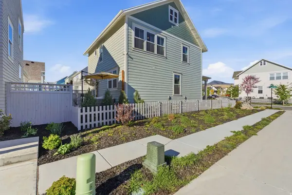 11151 S CHEVIOT HILLS LN, South Jordan, UT 84009