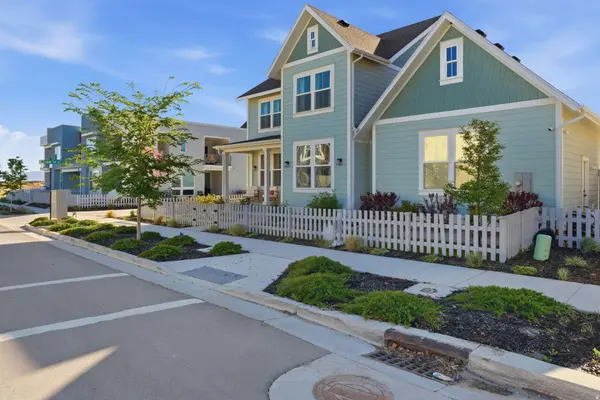 11151 S CHEVIOT HILLS LN, South Jordan, UT 84009