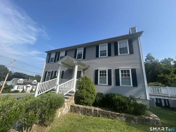 15 Tavern Rock Road, Stratford, CT 06614